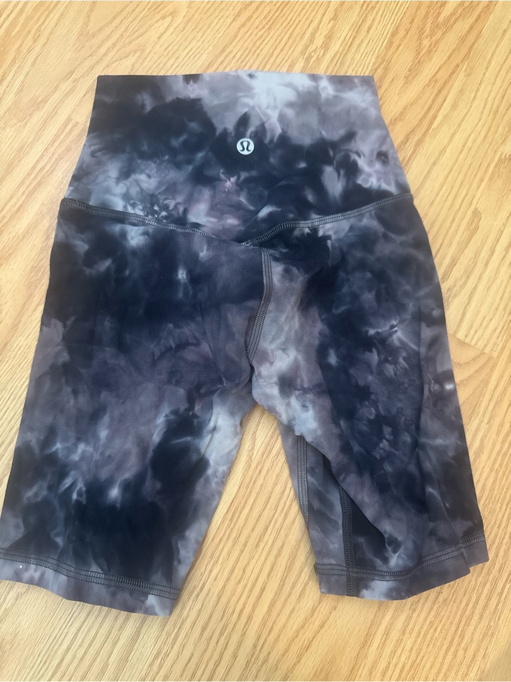 lululemon athletica High-Rise Tie-Dye Bike Shorts - Black/Gray